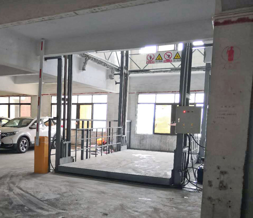汽車舉升機(jī)